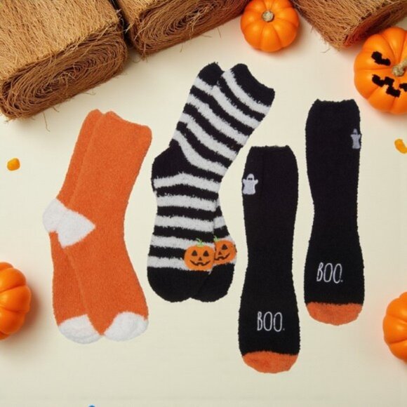 Rae Dunn Cozy Halloween Socks - Picture 1 of 8